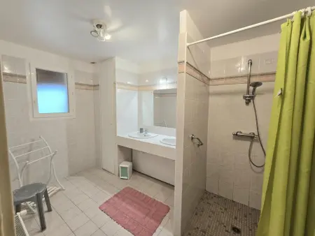 Grande maison de campagne avec piscine privée et animaux admis - Photo 20