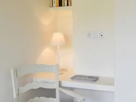 Maison au Charme du Village avec Jardin et Wi-Fi - 2 Chambres, 2 Salles d'eau, Cheminée - Photo 13