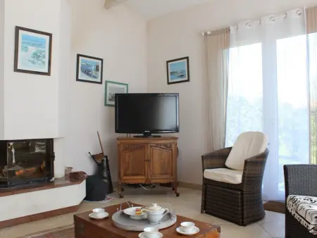 Villa 6 Personnes à Saint-Georges-d'Oléron avec Jardin - Photo 4