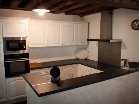 Gîte spacieux avec piscine chauffée, wifi et tennis au bord de la Loire - Photo 13