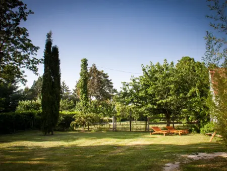 Gîte spacieux avec piscine chauffée, wifi et tennis au bord de la Loire - Photo 34