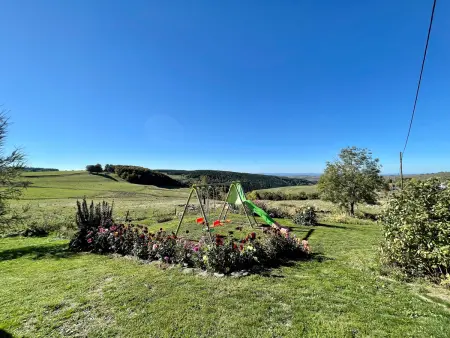 Gîte de charme avec terrasse, proche sports d'hiver, animaux admis - Photo 1