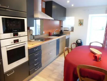 Gîte de charme avec terrasse, proche sports d'hiver, animaux admis - Photo 3