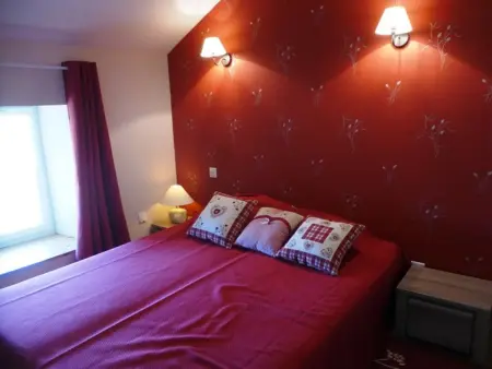 Gîte de charme avec terrasse, proche sports d'hiver, animaux admis - Photo 4