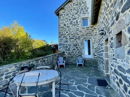 Gîte de charme avec terrasse, proche sports d'hiver, animaux admis - Photo 7
