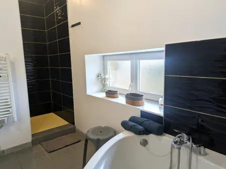 Gîte de Charme avec Sauna, Salle de Jeux et Connexion Fibre en Lorraine - Photo 4