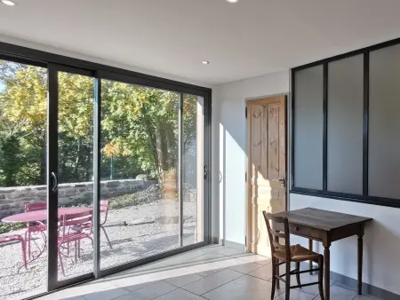 Maison de vacances rénovée, entre nature et ville, proche du Puy-en-Velay - Photo 4