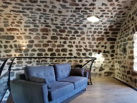 Maison de vacances rénovée, entre nature et ville, proche du Puy-en-Velay - Photo 9