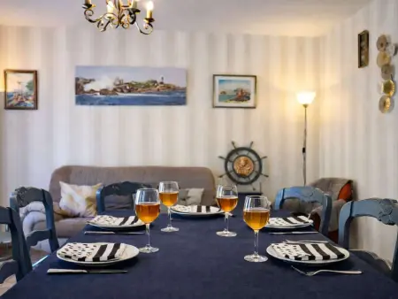 Maison 2** avec Jardin, Terrasse et Parking Privé à 800m de la Plage de Trestraou, Perros-Guirec - Photo 2