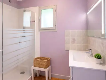 Maison 2** avec Jardin, Terrasse et Parking Privé à 800m de la Plage de Trestraou, Perros-Guirec - Photo 6