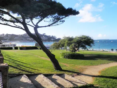 Maison 2** avec Jardin, Terrasse et Parking Privé à 800m de la Plage de Trestraou, Perros-Guirec - Photo 10