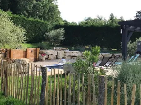 Maison en pierre avec piscine près de Sarlat, Gite 6 personnes à Saint Cybranet - Photo 1