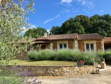Maison en pierre avec piscine près de Sarlat, Gite 6 personnes à Saint Cybranet - Photo 16
