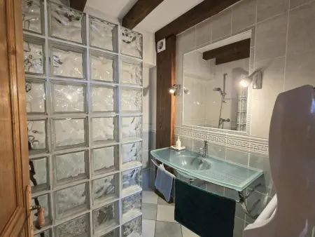 Maison spacieuse avec piscine, salle de sport, et équipements complets à Villamblard - Photo 20