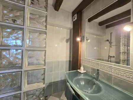 Maison spacieuse avec piscine, salle de sport, et équipements complets à Villamblard - Photo 21