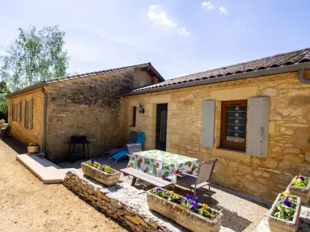 Maison de plain-pied près de Sarlat avec terrasse et barbecue - Photo 1