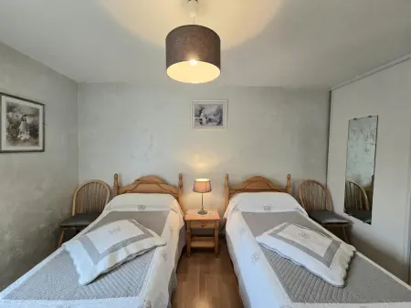 Charmante maison en pierre avec cheminée et animaux acceptés - Photo 9