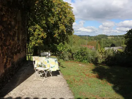 Charmante maison en pierre avec cheminée et animaux acceptés - Photo 14