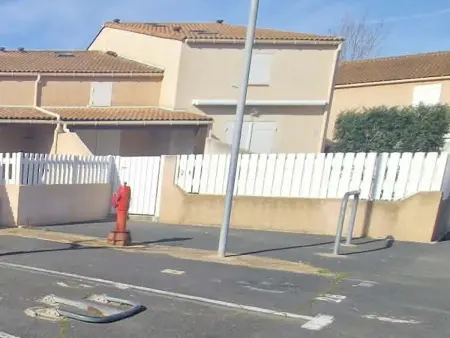 Maison mitoyenne climatisée avec terrasse et piscine à Marseillan - Photo 11