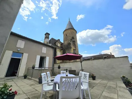 Maison avec terrasse sur le toit, au cœur du Périgord - Photo 1