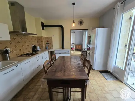 Maison de caractère avec jardin, animaux acceptés - Photo 4