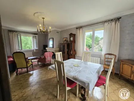 Maison de caractère avec jardin, animaux acceptés - Photo 5