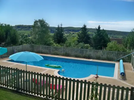 Gîte rustique avec piscine privée et Wifi, Gite 7 personnes à Cherveix Cubas - Photo 5