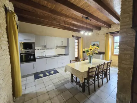 Charmante maison périgourdine en pierres, animaux admis - Photo 4