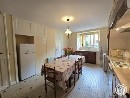 Maison spacieuse proche Lascaux, Wifi, Terrasse, Gite 7 personnes à Montignac Lascaux - Photo 6