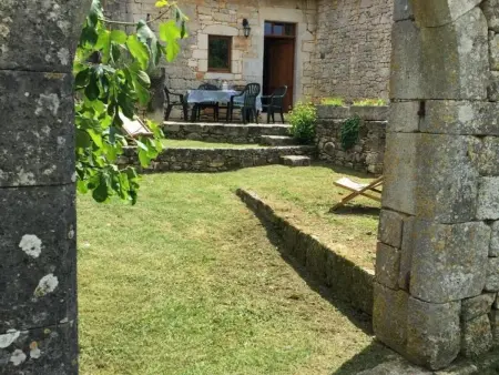 Maison du XIVe siècle avec WiFi et animaux admis près de Sarlat - Photo 1