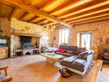 Maison spacieuse avec Wifi, proche de Cherveix-Cubas - Photo 4