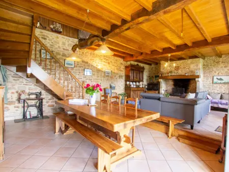 Maison spacieuse avec Wifi, proche de Cherveix-Cubas - Photo 6