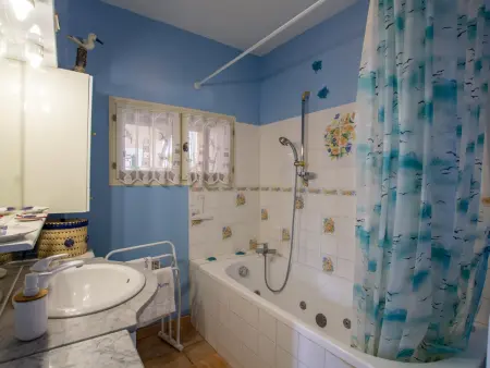 Maison spacieuse avec Wifi, proche de Cherveix-Cubas - Photo 9