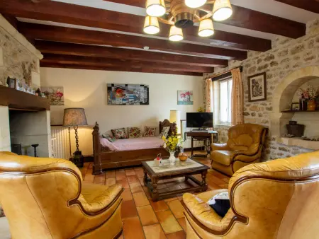 Charmante maison en pierre avec jardin et cheminée, animaux acceptés - Photo 5