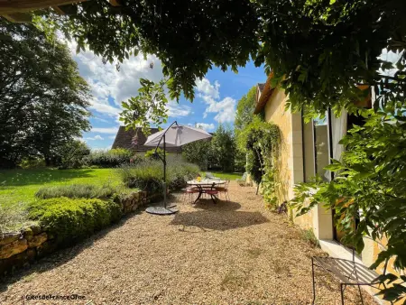 Maison percheronne avec jardin et jeux, proche de Bellême, idéale pour familles - Photo 3