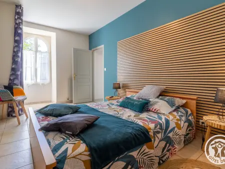 Gîte de charme 4 pers avec spa privatif, terrasse, et équipements complets au cœur d'un village viticole - Photo 2