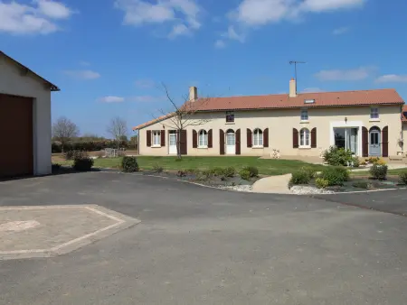Gîte de charme 4 pers avec spa privatif, terrasse, et équipements complets au cœur d'un village viticole - Photo 18