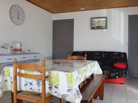 Maison avec Jardin et Terrasse près de la Plage - Photo 3