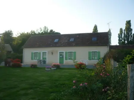 Ancien corps de ferme restauré avec jardin clos, proche A11, 3 chambres, barbecue, calme garanti - Photo 5
