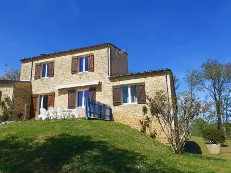 Maison spacieuse en pierre près de Sarlat, idéale pour familles - Photo 2