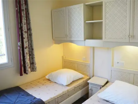 Maison en duplex avec terrasse, 6 pers, 3 pièces, à Grospierres, animaux admis, parking inclus - Photo 4