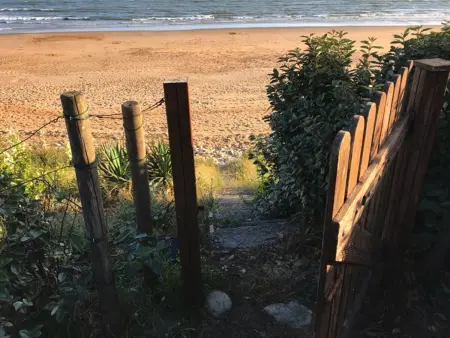 Maison vendéenne rénovée, accès direct plage, terrasses, BBQ, parking gratuit - Photo 7