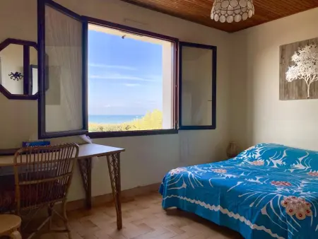 Maison vendéenne rénovée, accès direct plage, terrasses, BBQ, parking gratuit - Photo 8