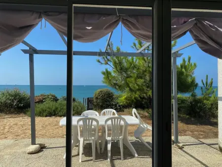 Maison vendéenne rénovée, accès direct plage, terrasses, BBQ, parking gratuit - Photo 15