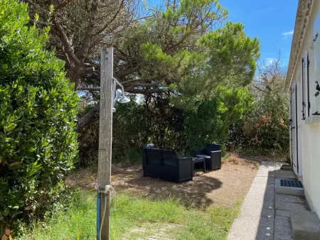 Maison vendéenne rénovée, accès direct plage, terrasses, BBQ, parking gratuit - Photo 21