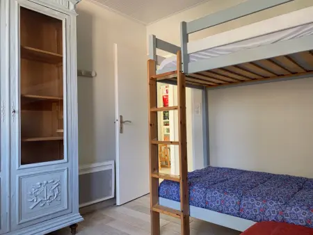 Maison vendéenne rénovée, accès direct plage, terrasses, BBQ, parking gratuit - Photo 25