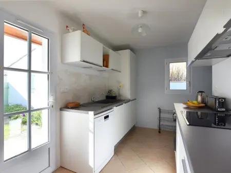 Maison à Ars-en-Ré près du port, terrasse ombragée, WiFi, ménage inclus - Photo 2