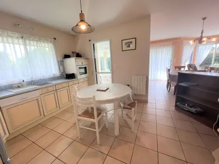 Maison familiale à Fouesnant avec jardin clos, proche plages et centre-ville - Photo 5
