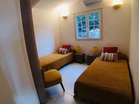 Villa 4 pièces, 7 couchages, proche plage, terrasse, jardin, parking, Wi-Fi - Photo 3