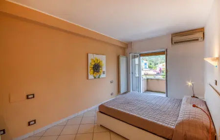 Maison 7 personnes à Spotorno - Photo 2